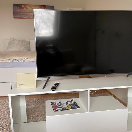 1,5 Zimmer Apartment, 38,5 Qm, Multimedia Tv, Uni, Hbf ドゥイスブルグ エクステリア 写真